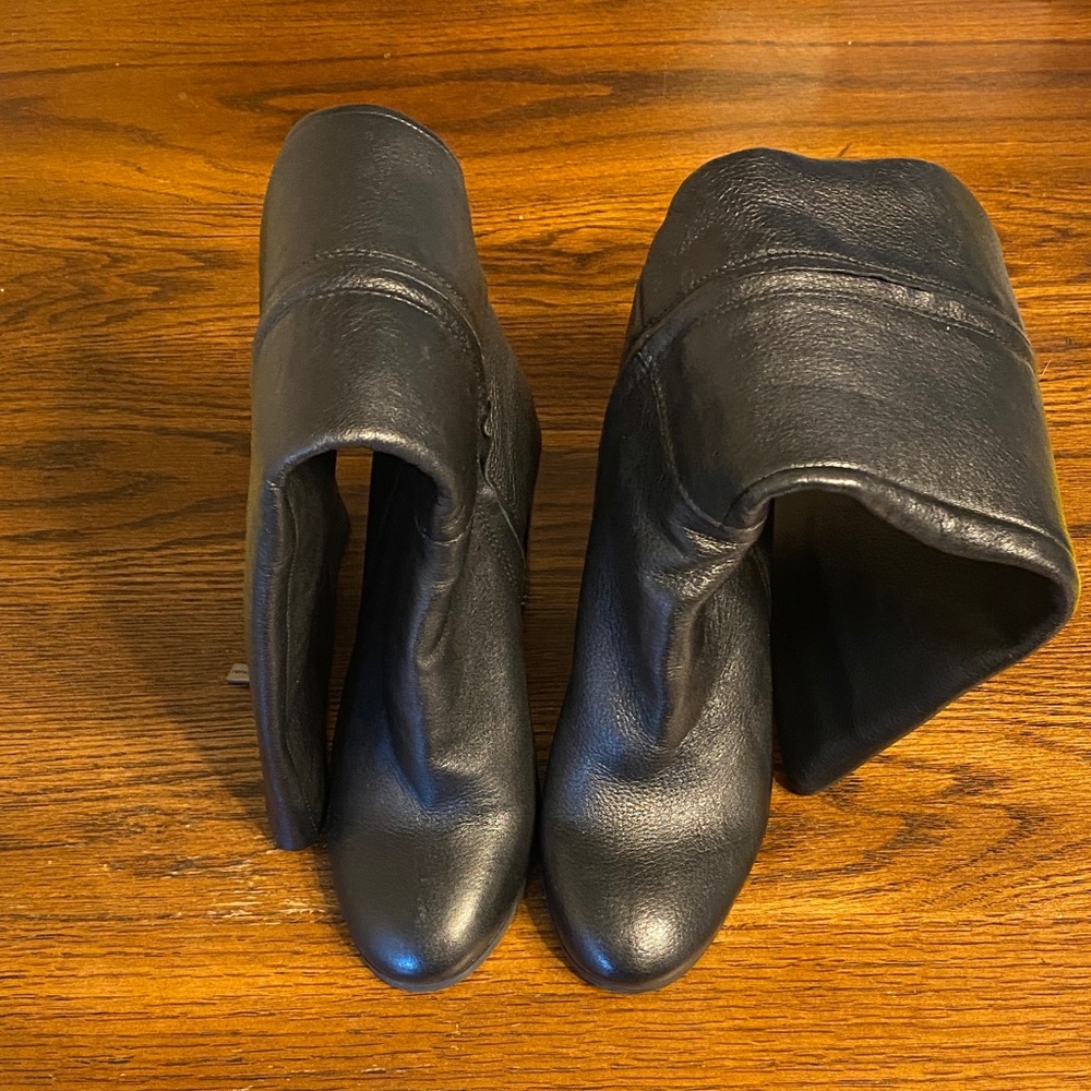 Kenneth Cole Black Leather Knee High Boots - Picture 3 of 13